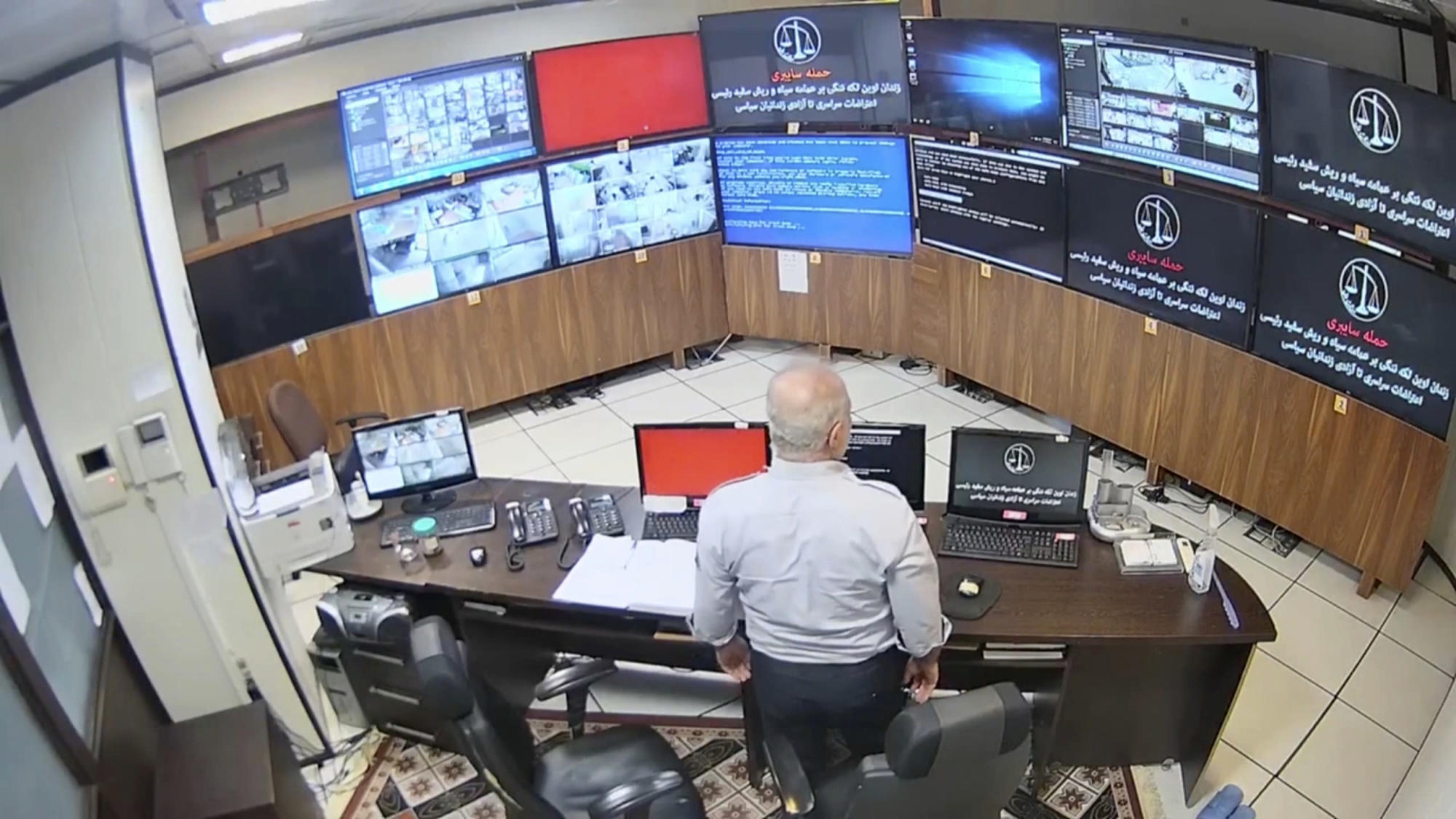 32b32bbd81dd9a08a7e6858f0255f541