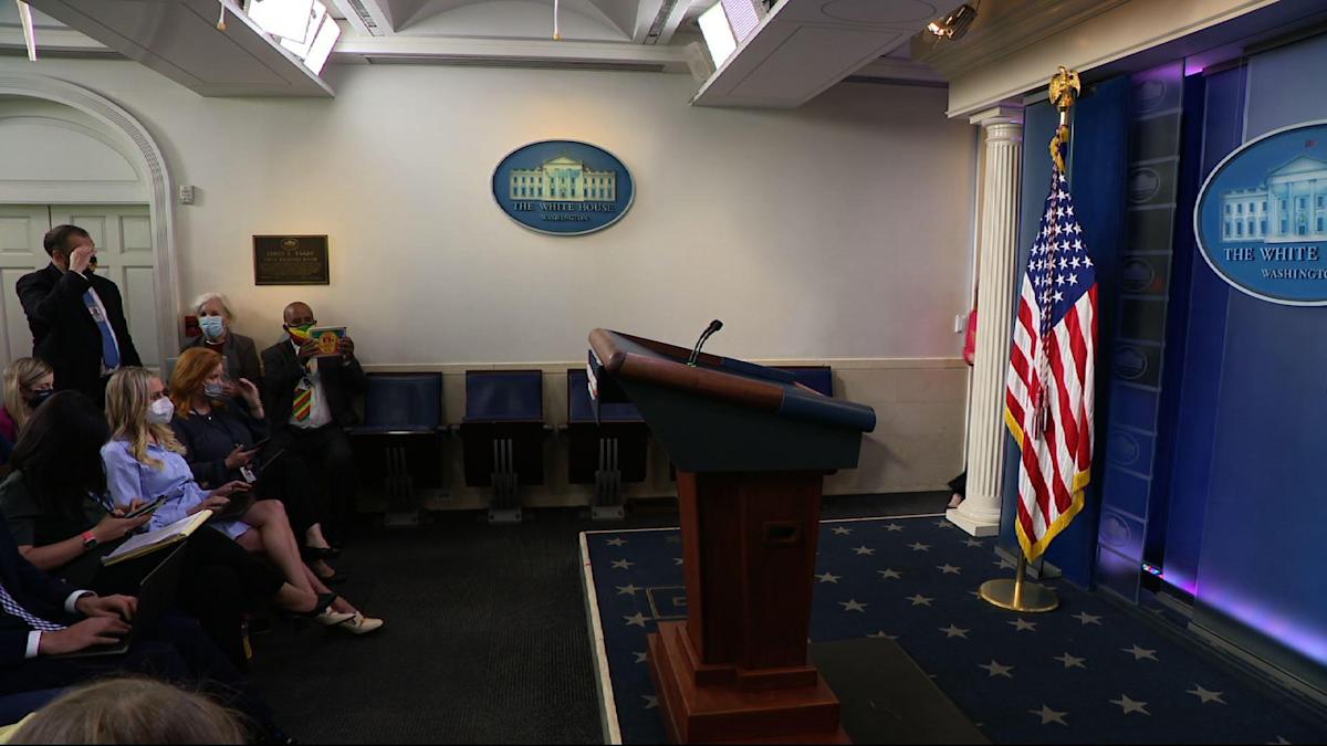 615222494406c810d81bbcb9 o U v2