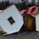 61aee0a14b8a6404eebddf62 o U v2